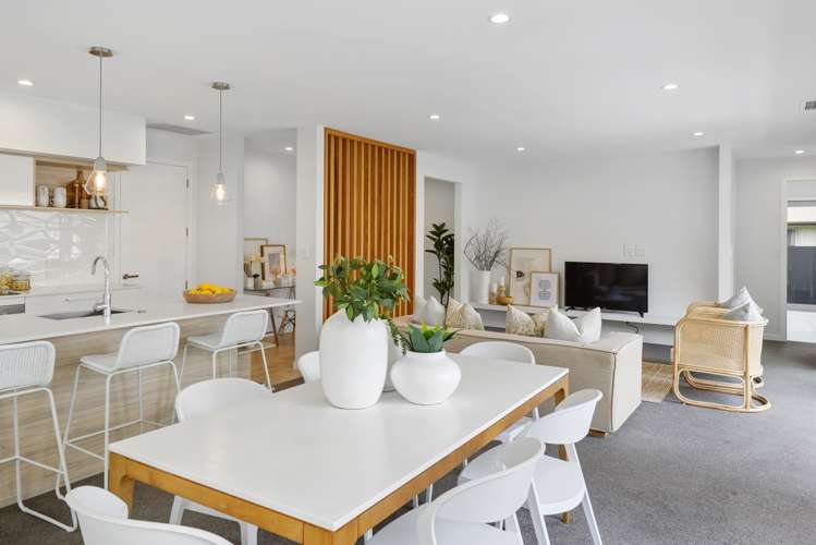 585 Madras Street Saint Albans_10