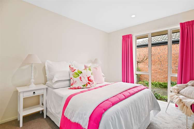 4 Fleur Lane Burwood_8