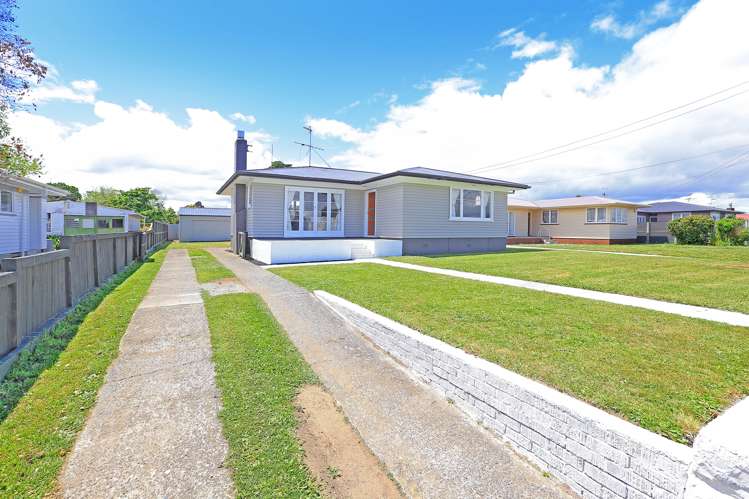 30 Beaumonts Way Manurewa_1