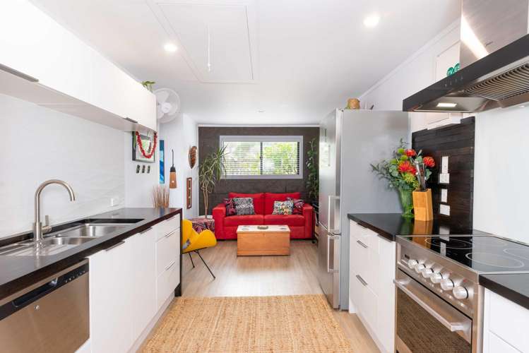 5 Waianga Place Omapere_12