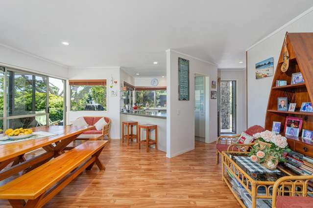 142 Opera Place Whangapoua_4