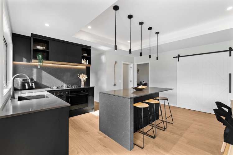 51 Pigeon Valley Road Wakefield_13