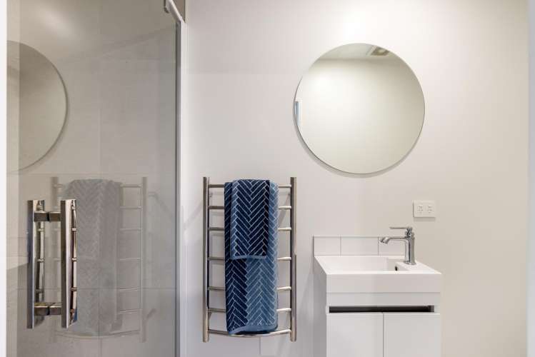 6/11 Bunyan Street Waltham_16