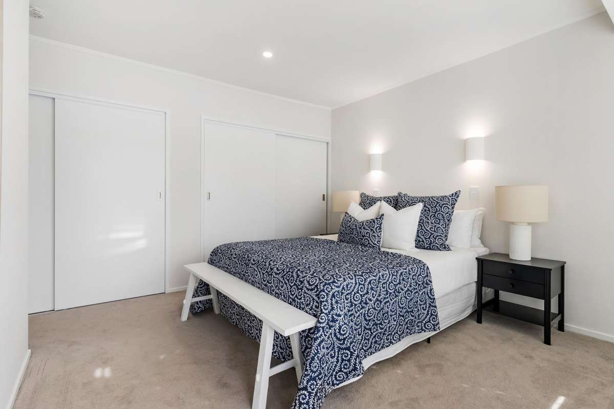 1/2 Milford Park Place_3