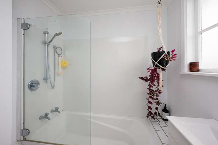 50 Clyde Crescent Roslyn_12