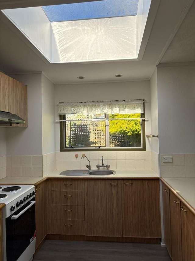 1/3 Tusac Place Totara Vale_1