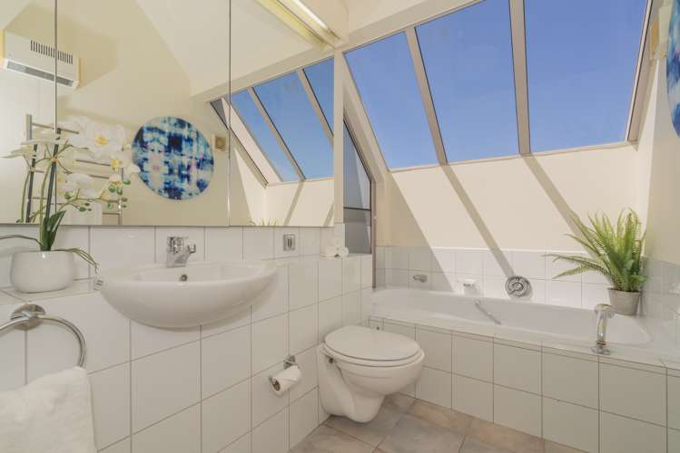 10 Brodie Lane Pauanui_15