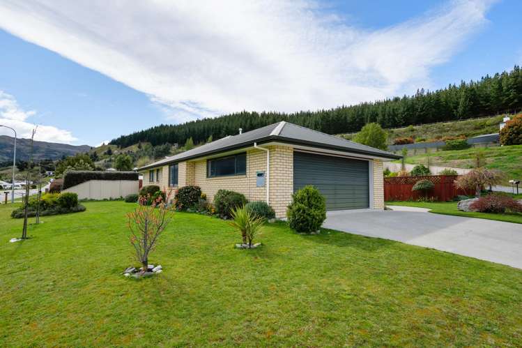 68 Shields Street Clyde_15