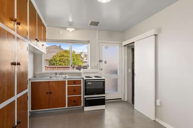 4/372 Hereford Street Linwood_4