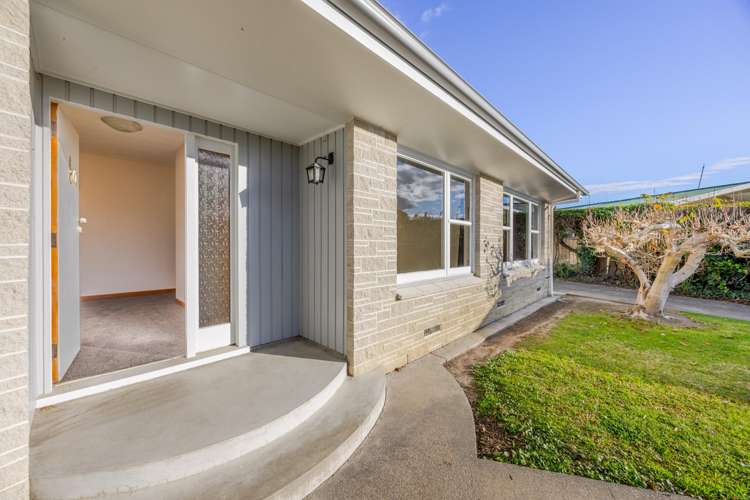 1303 Briggs Place Mayfair_21