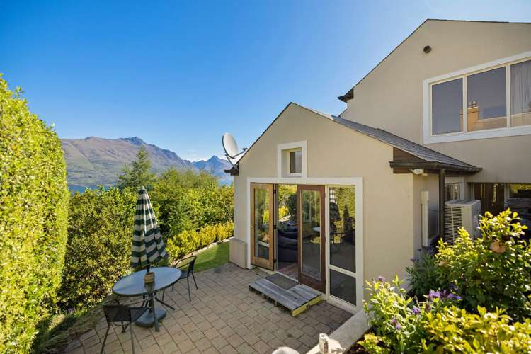 9 Vancouver Drive Queenstown_13