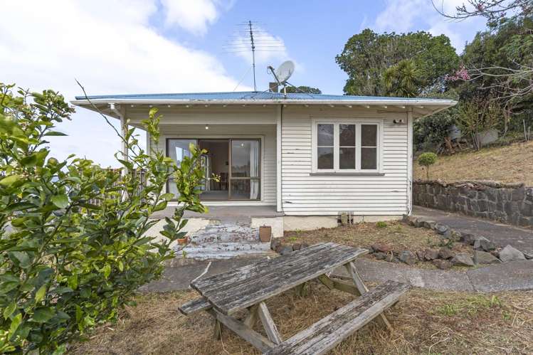 2 Carlton Crescent Maraetai_20