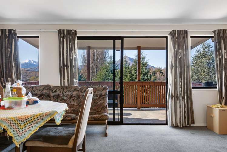 16 Lagoon Avenue Albert Town_11