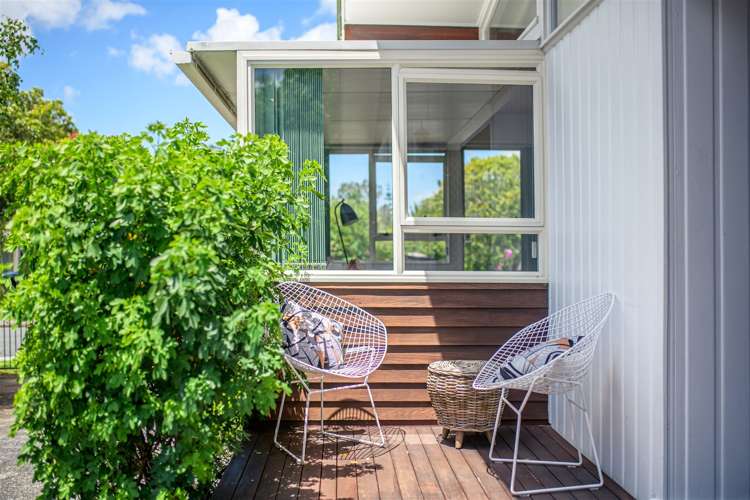 23 Finlow Drive Te Atatu South_27