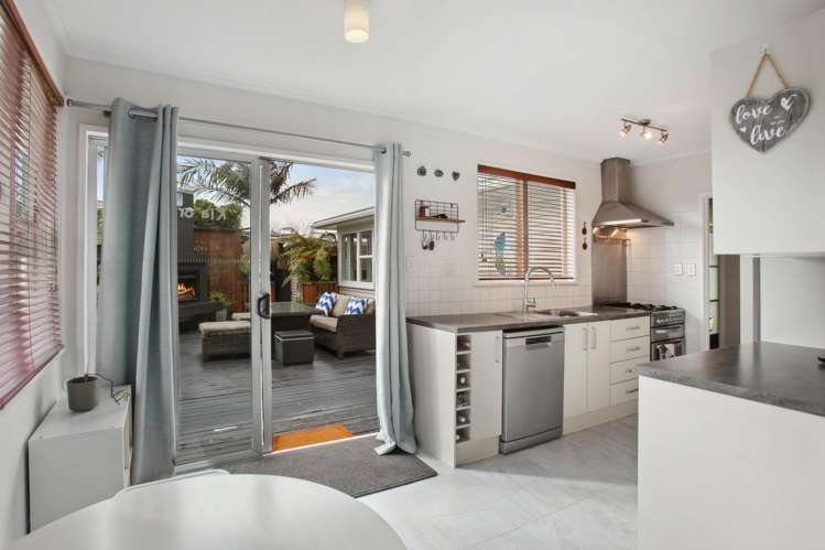 47 Universal Drive Henderson_6