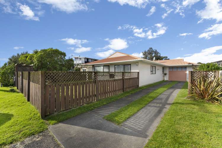 68 Park Avenue Waitarere Beach_3