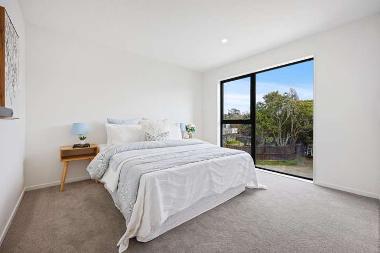 12B Butley Drive Farm Cove_30