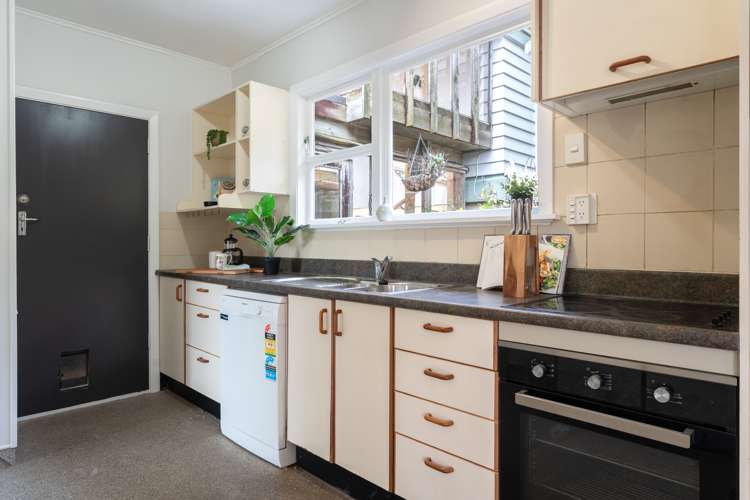 1 Broderick Crescent Johnsonville_10