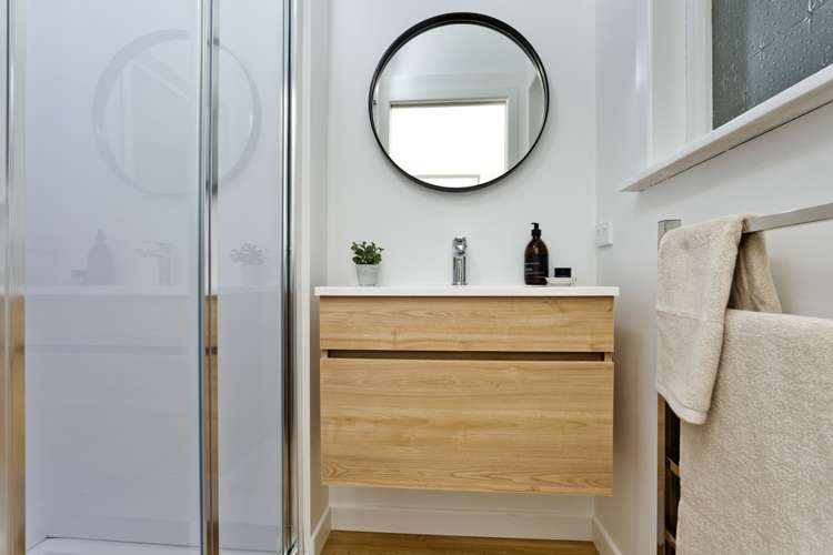 1/51 Kia Ora Road Beach Haven_7