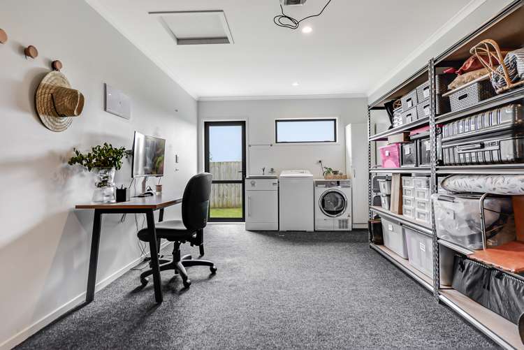 14/11 Errol Close Burbush_17