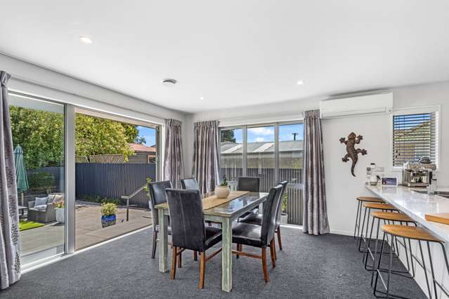 6 Newhaven Street Burwood_3