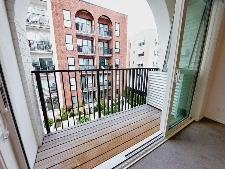 304/1817B Great North Road 10016_13