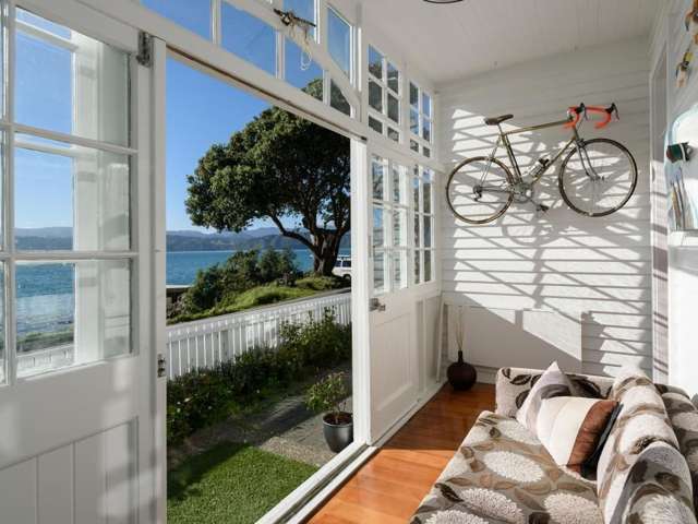 375 Karaka Bay Road Karaka Bays_3