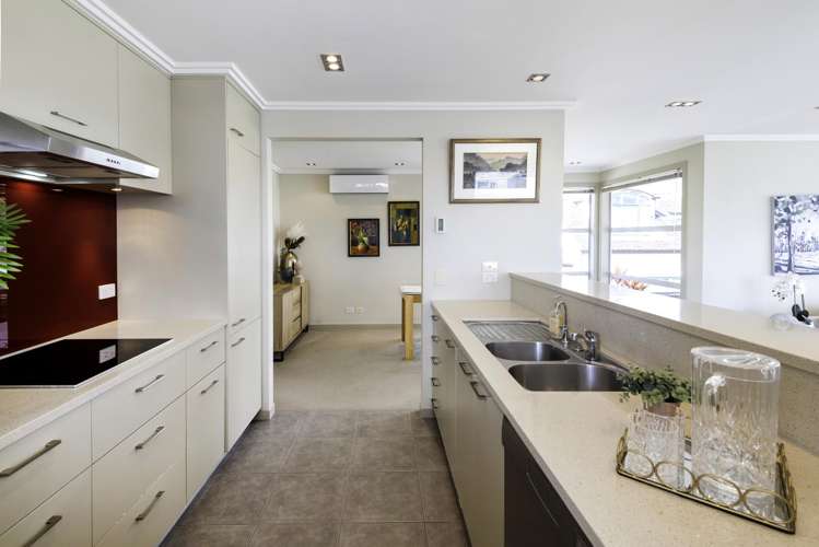 79a The Parade Bucklands Beach_12