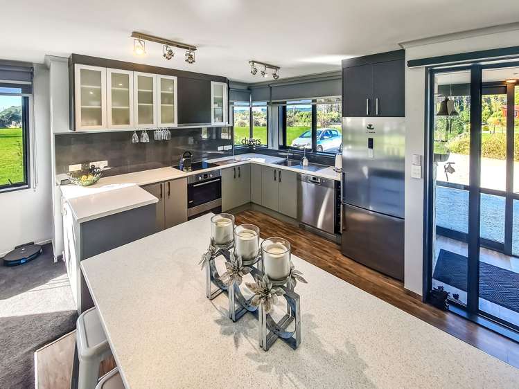 46 Havill Drive Awatuna_1