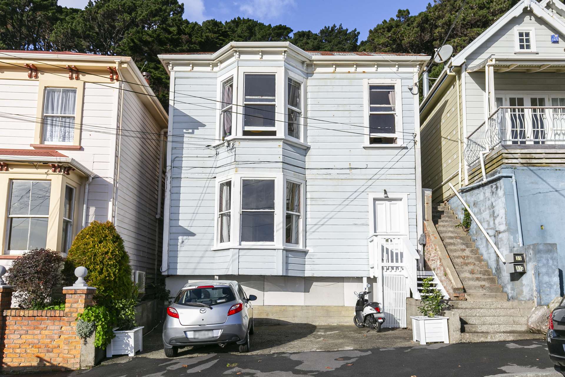 31 & 31A Scarborough Terrace Mount Victoria_0