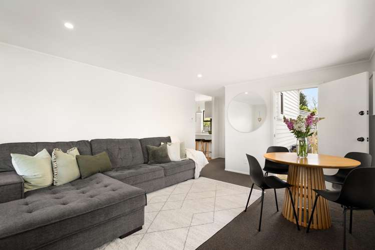 3/12 Alexander Street Cockle Bay_12