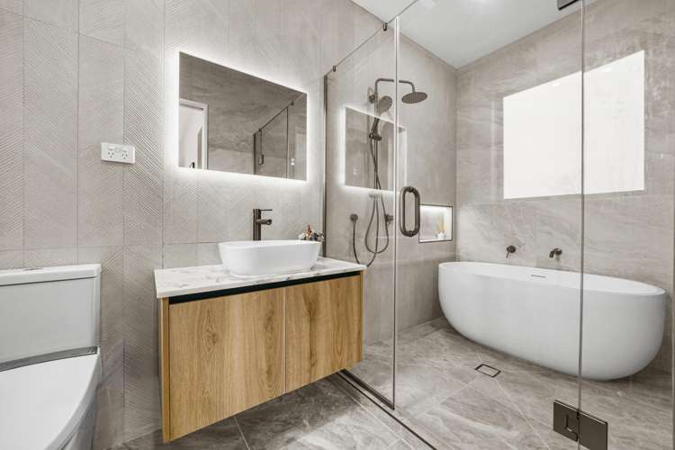 1 Humenga Place Long Bay_27