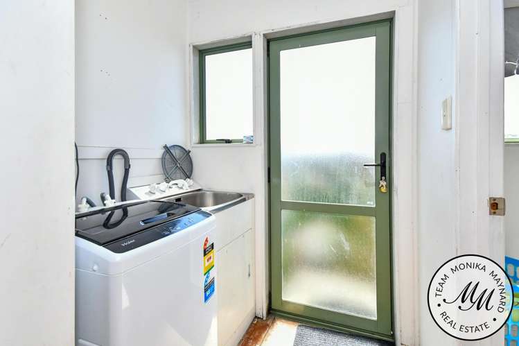 11 Darnell Crescent Clover Park_16