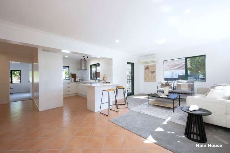 35 & 35A Fruitvale Road New Lynn_3