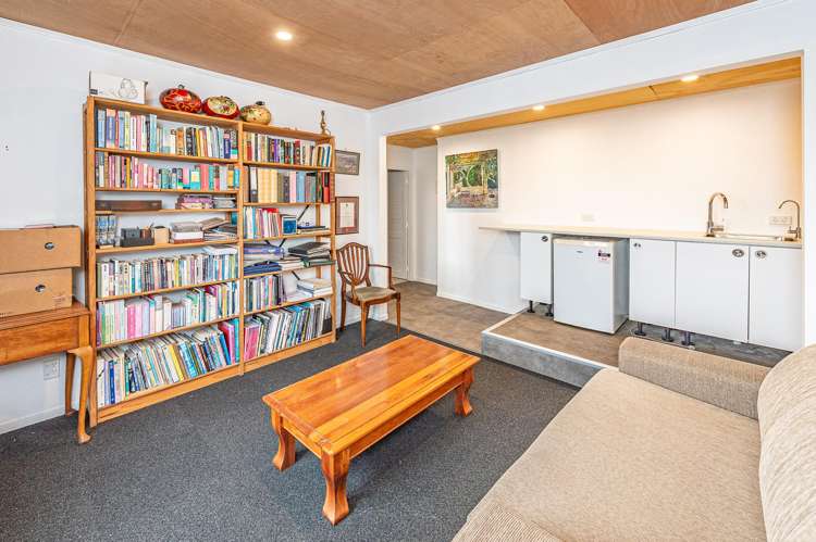 46 Mount View Road Bastia Hill_24