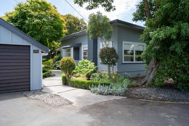 Rare Cambridge East Gem- Act Now!
