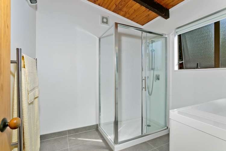 2/77 Birkdale Road Birkdale_32