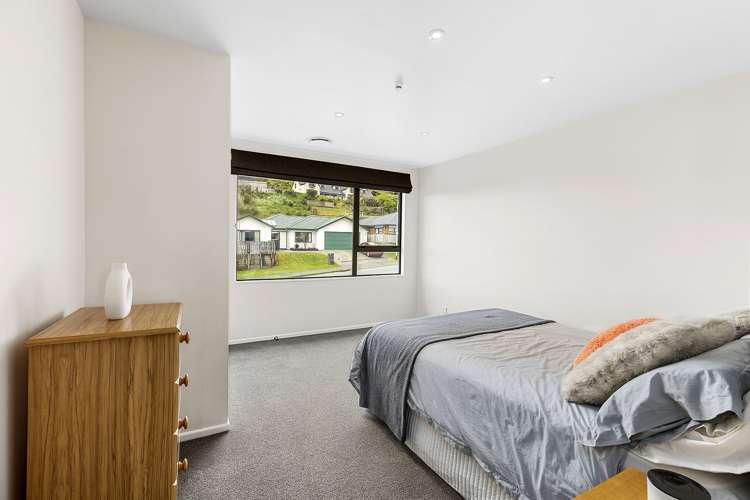 134 Woodman Drive Tawa_11