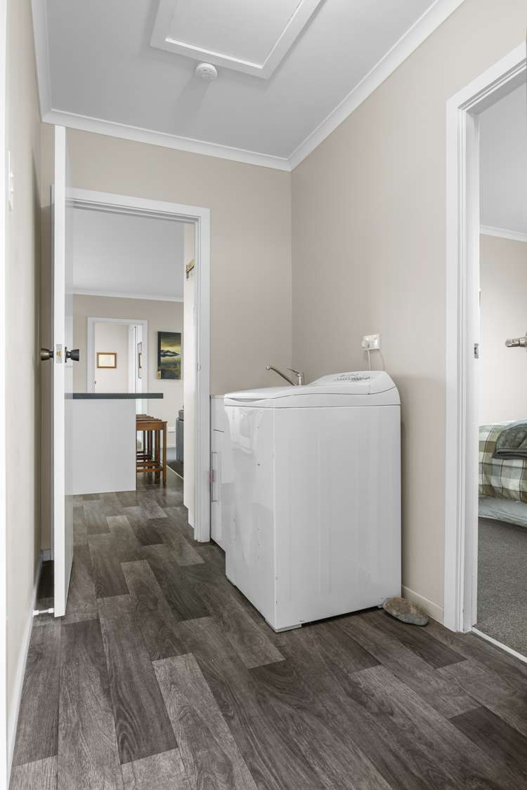 27 Sealy Street Twizel_15