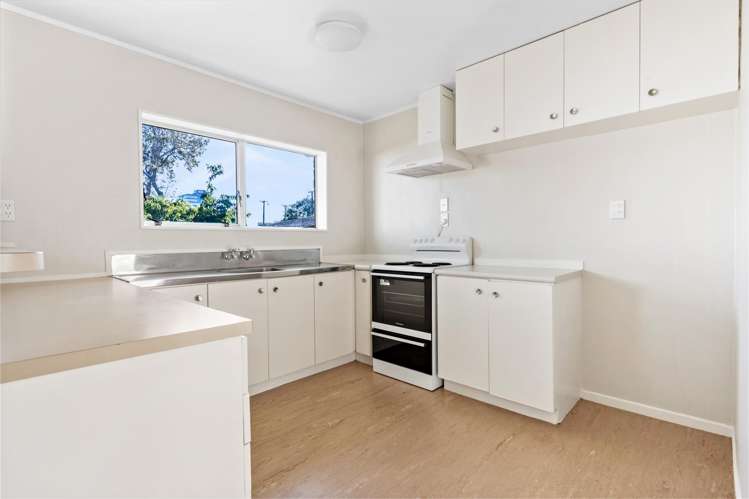 26A Byron Avenue_5