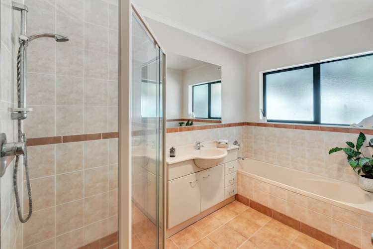 282 Hill Road The Gardens_11