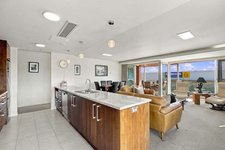 10/101 Roberts Street Taupo_12