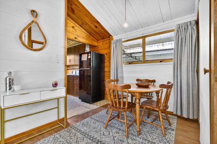 14 Sunset Street Hilltop_7