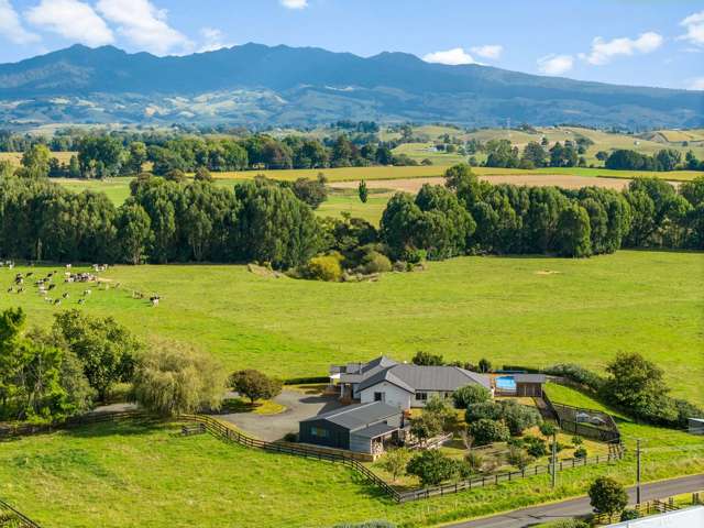 Ngahinapouri paradise – Modern living