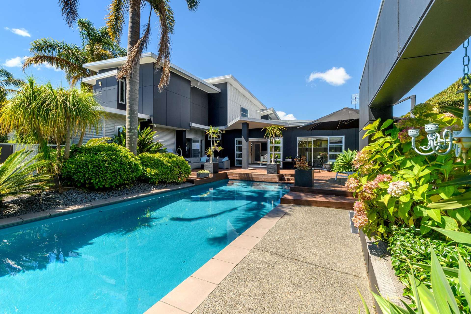 21 Hillcrest Road Otumoetai_0