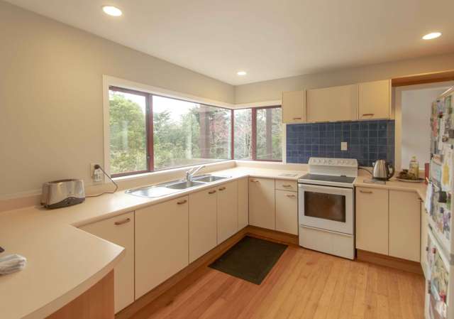 81 Silverton Road Poraiti_2