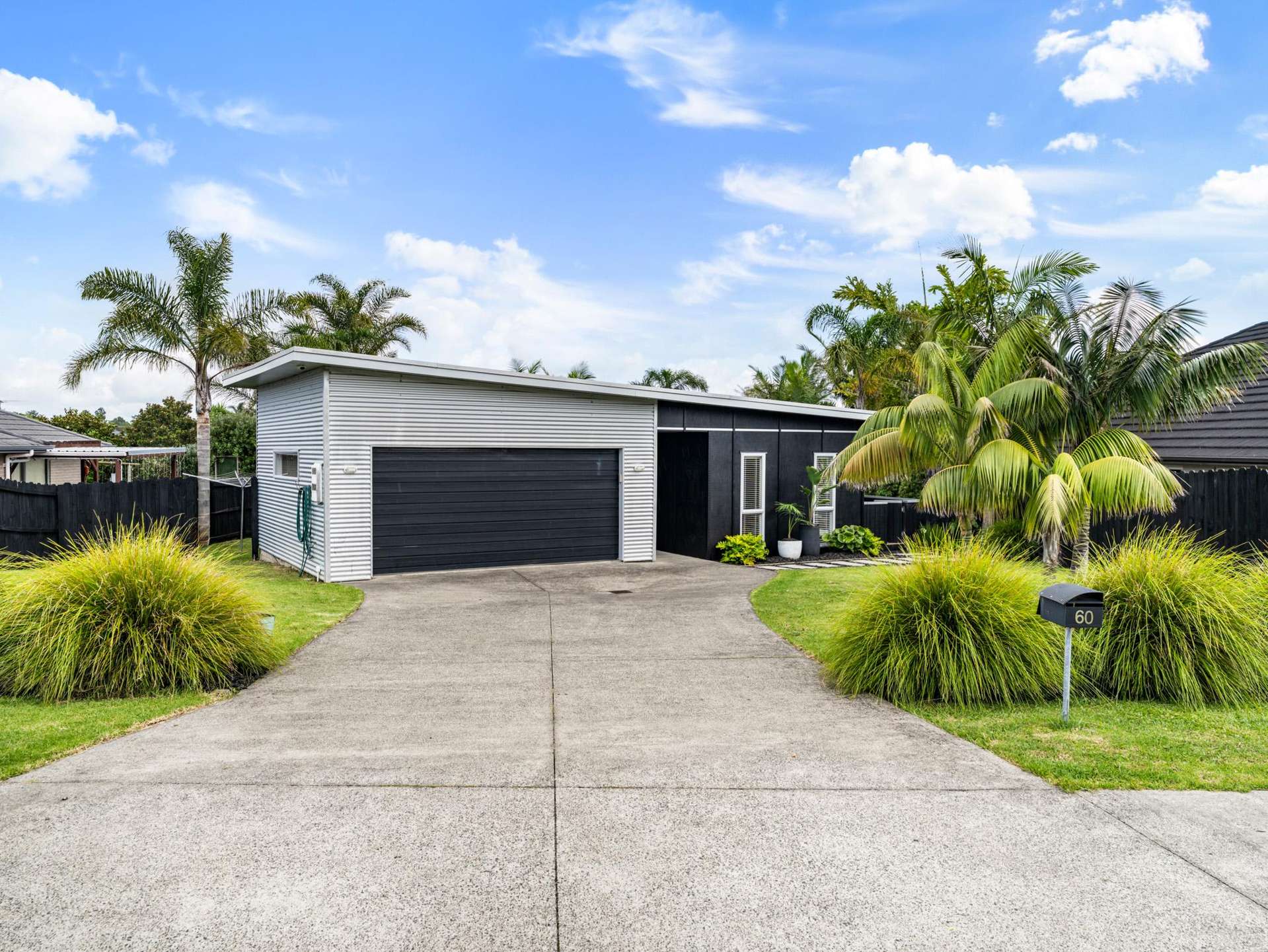 60 Intrepid Crescent Beachlands_0