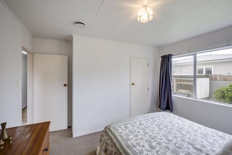 36 Tucker Lane Clive_13