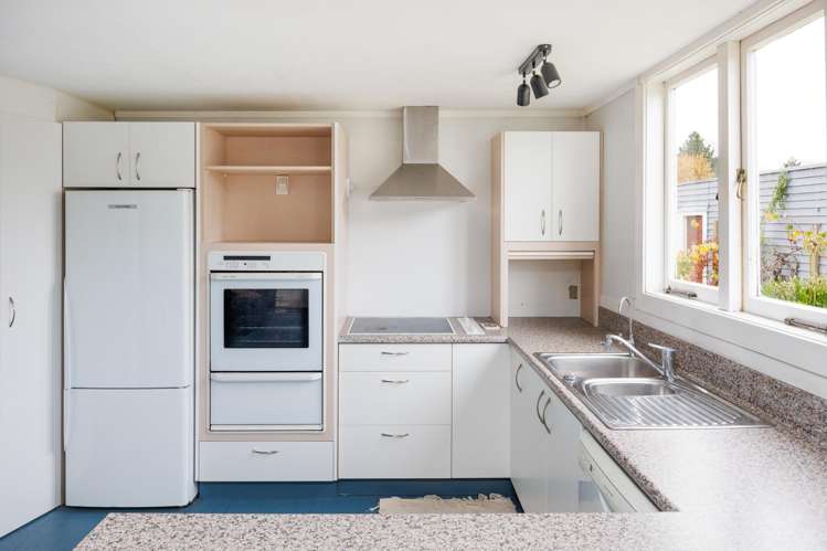 6 Ngareta Street_4