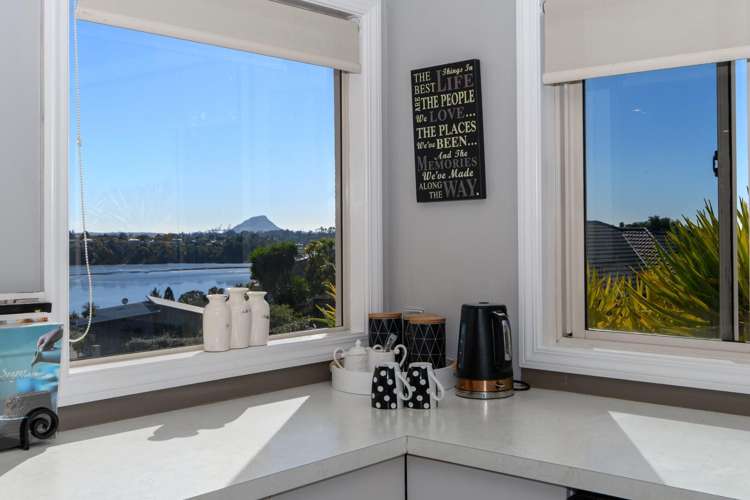 5 Downing Place Welcome Bay_15